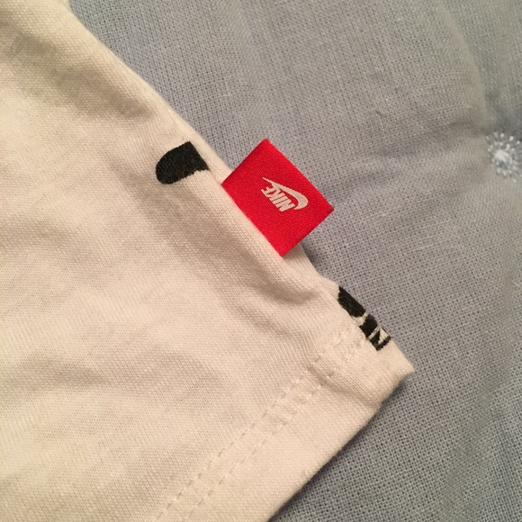 Athletic Nike Tank - Picture 3 of 4